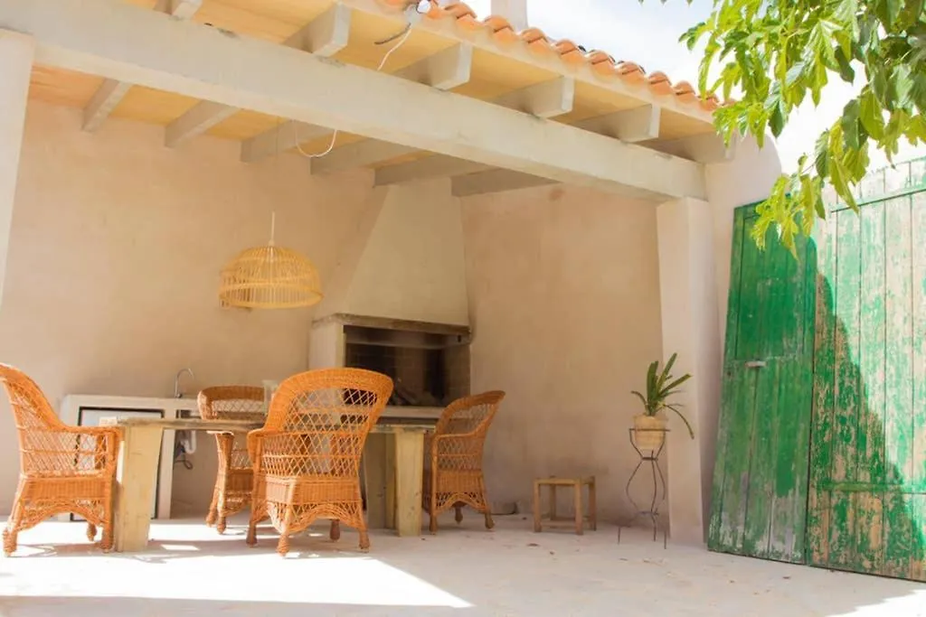 Casa Mediterranea En Pueblo De Mar Cala Figuera